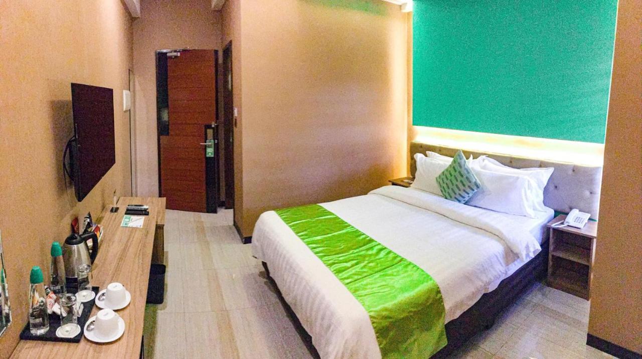 Vivien'S Hotel Lapu-Lapu City Eksteriør bilde