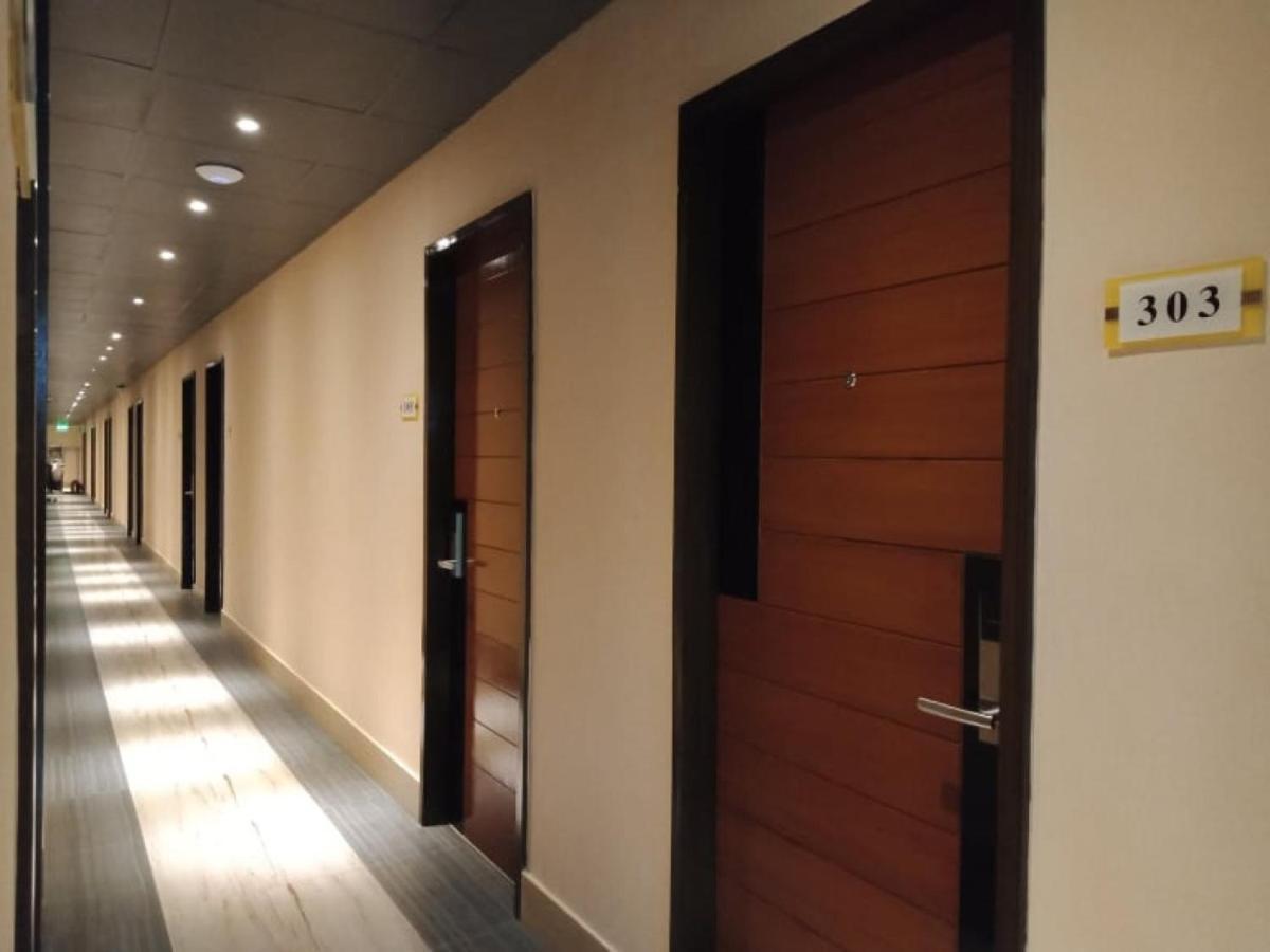Vivien'S Hotel Lapu-Lapu City Eksteriør bilde