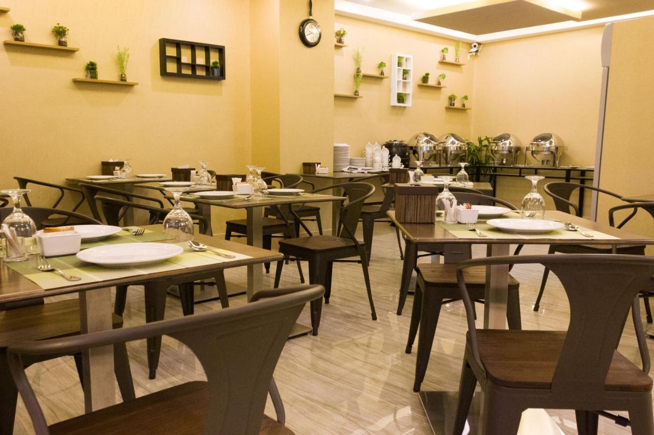 Vivien'S Hotel Lapu-Lapu City Eksteriør bilde